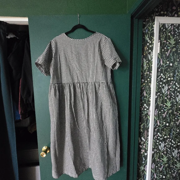 Sadie Ribbon Back Dress, Black - Picture 2 of 3